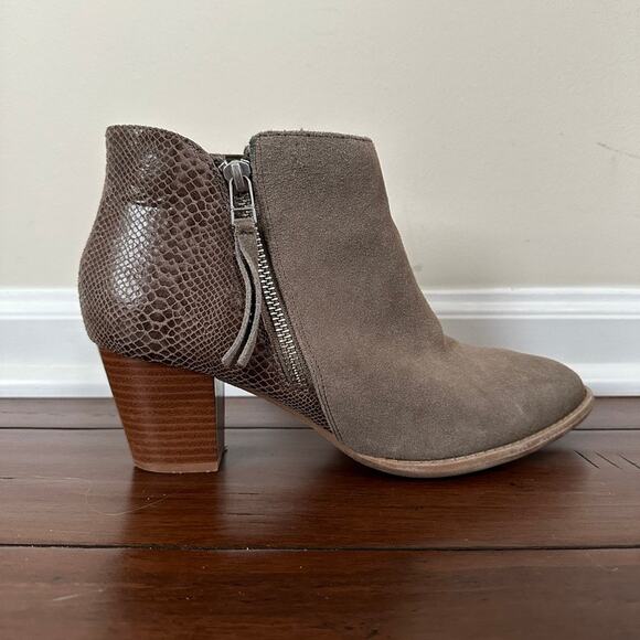 Vionic Anne Womens 8.5 Leather Suede Ankle Bootie Faux Snakeskin Block Heel - Picture 3 of 9